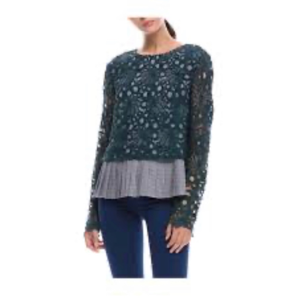 Anthropologie top in like new condition!